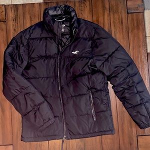 Men’s size small Black Hollister puffer jacket